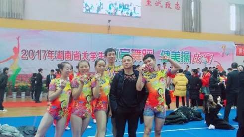 mmexport1511835604090